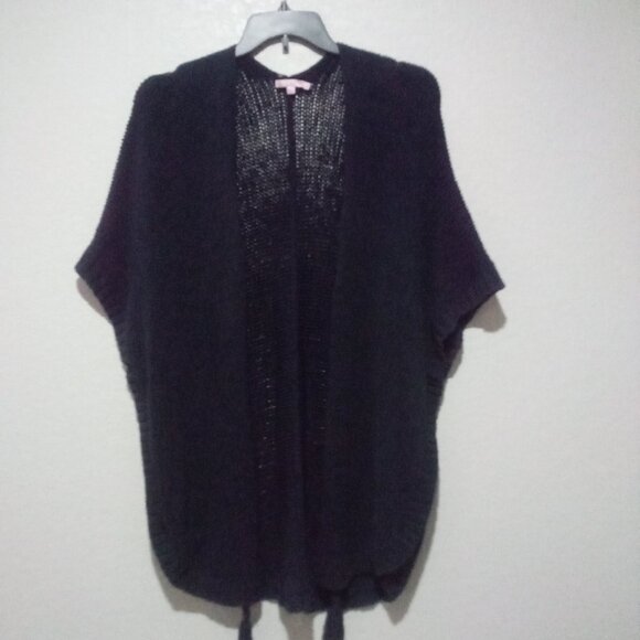 Calypso Women's Shawl New w/o tags - Picture 1 of 2
